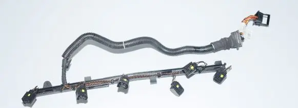 BMW 4 F32 F33 Fuel injector wires 8572425 7560812