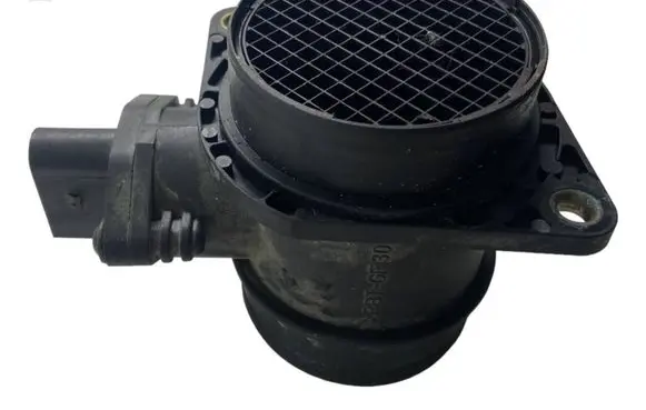 Volkswagen Golf IV Mass air flow meter 0280217121