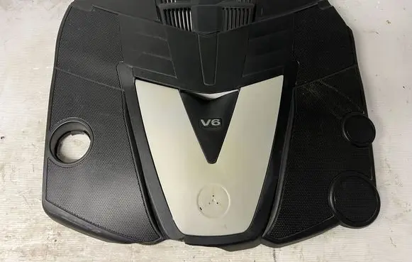 Mercedes-Benz E W211 Engine cover (trim) A6420100167