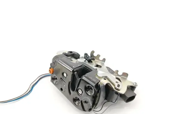 Mercedes-Benz Vito Viano W639 Front door lock A6397300835