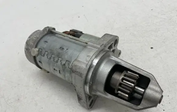Mercedes-Benz GLA H247 Starter motor A2609060100