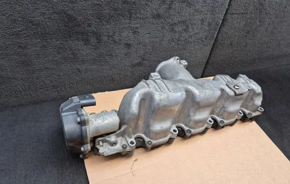 Audi Q5 SQ5 Intake manifold 03L129711E 03L129086