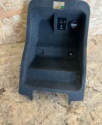 Porsche Cayenne (92A) Glove box central console 7P5857232C 3009122900 551186240