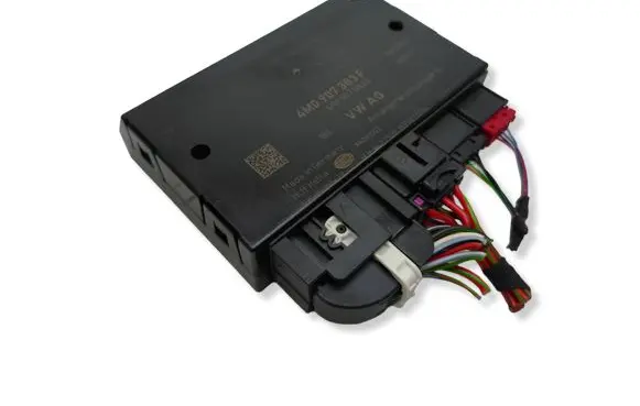 Audi A6 S6 C8 4K Tow bar trailer control unit/module 4M0907383F 9A001003