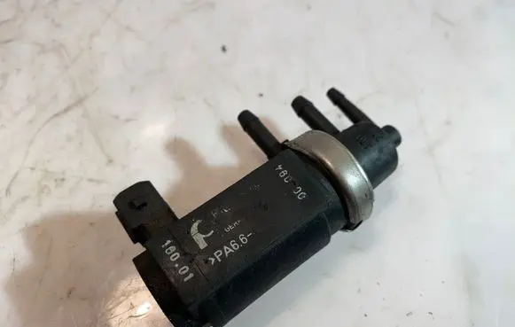 Audi A6 S6 C5 4B Turbo solenoid valve 059906627