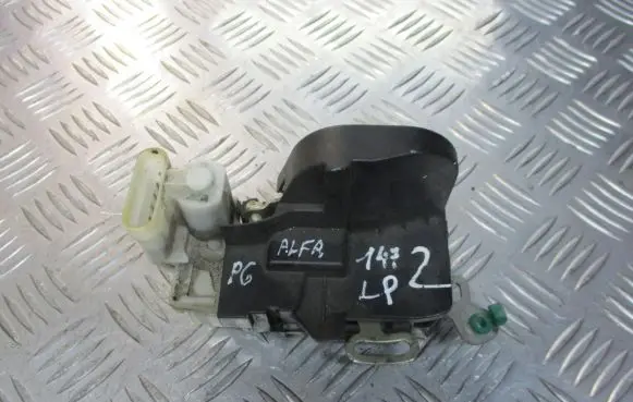 Alfa Romeo 147 Front door lock