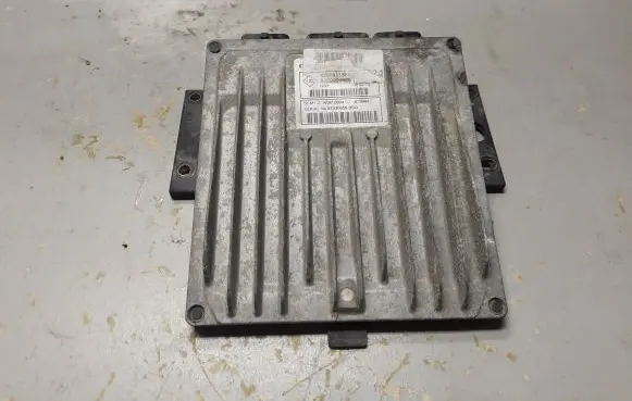 Renault Kangoo II Engine control unit/module 8200909666 8200911560 R0410B041C