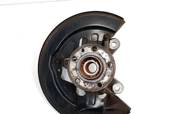 Volvo XC60 Front wheel hub 7G913K170M