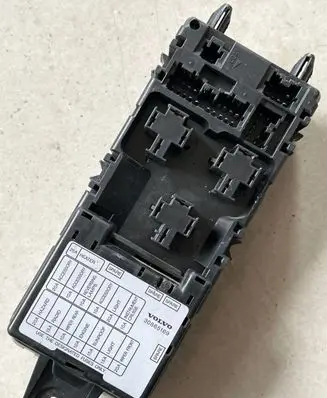 Volvo S40, V40 Fuse box set 30865169