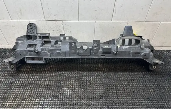 Top upper radiator support slam panel
