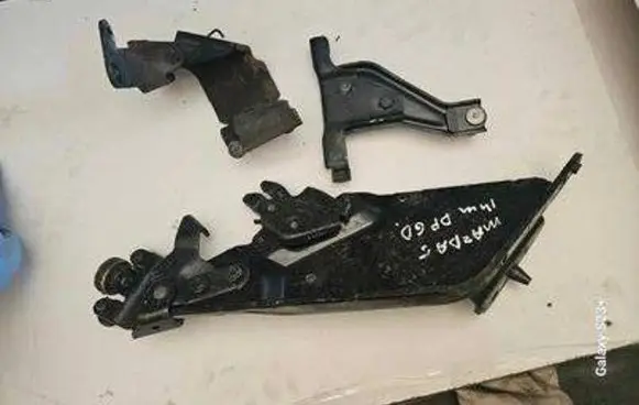 Mazda 5 Roller guide/hinge set 
