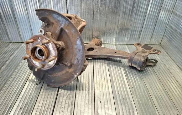 Volvo V40 Front wheel hub