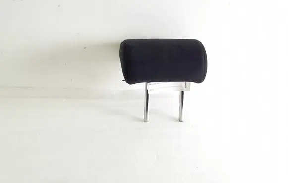 Nissan Juke I F15 Rear seat headrest 