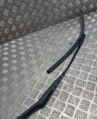 Audi A6 S6 C7 4G Front wiper blade arm 4G1955407B