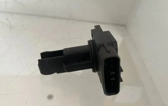 Toyota Corolla Verso E121 Mass air flow meter 222040N010 MB1974003070