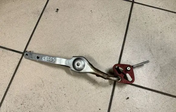 Muffler mount bracket/holder