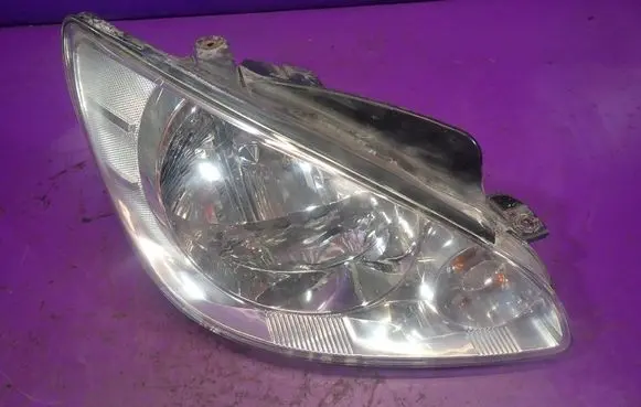 Hyundai Getz Headlight/headlamp 921021c500