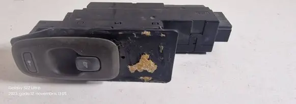 Volvo V70 Electric window control switch 9452941 M6P15800194