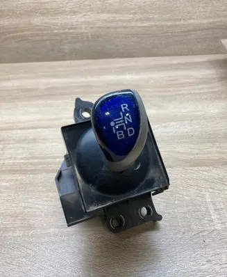 Toyota Prius+ (ZVW40) Gear shifter/selector 8945147060 75C582RHD