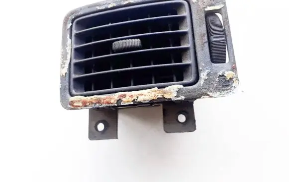 Nissan Almera Dash center air vent grill e4025161500 e402-5161-500