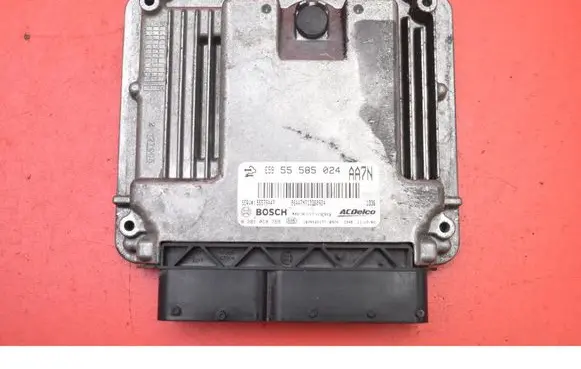 Opel Insignia A Engine control unit/module ECU 55585024
