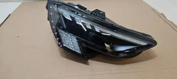 Audi A3 8Y Headlight/headlamp 8Y0941036F