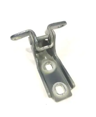Chevrolet Camaro Front door lower hinge A046057 13501711