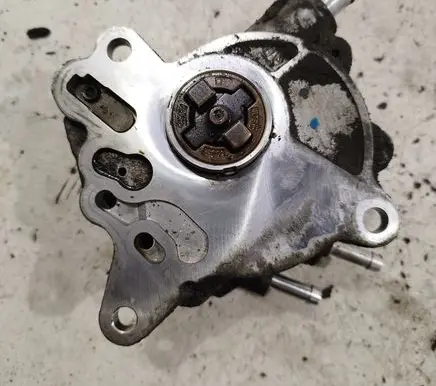 Mitsubishi Outlander Fuel injection high pressure pump 03G145209C