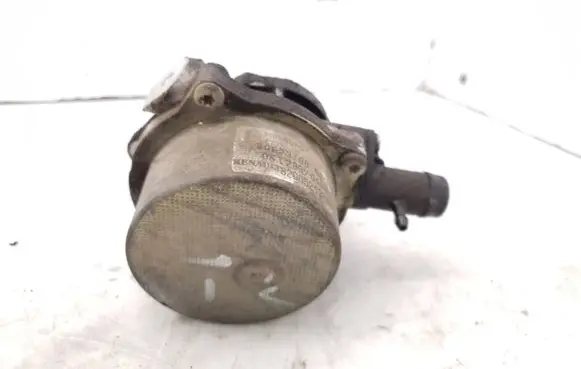 Renault Scenic II - Grand scenic II Vacuum pump 8200521381