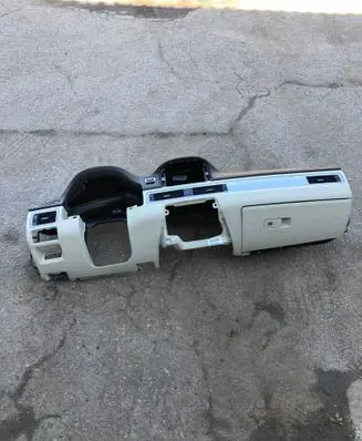 Volvo S80 Dashboard Y2X574300 105302120