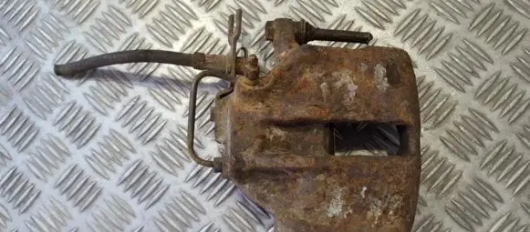 Volkswagen PASSAT B5 Front brake caliper