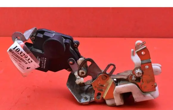 Mitsubishi Pajero Tailgate/trunk/boot lock/catch/latch MR462380