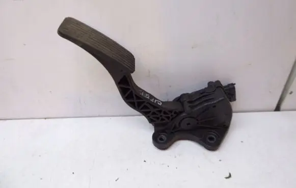 KIA Ceed Accelerator throttle pedal 32700-2H300