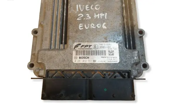 Iveco Daily 6th gen Engine control unit/module ECU 0281032557 5801919281