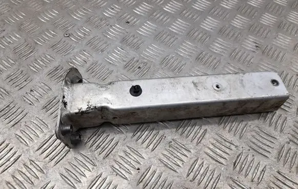 Audi A8 S8 D4 4H Front bumper mounting bracket 4H0806063E