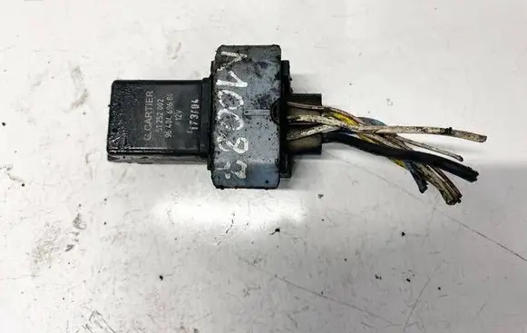 Glow plug pre-heat relay