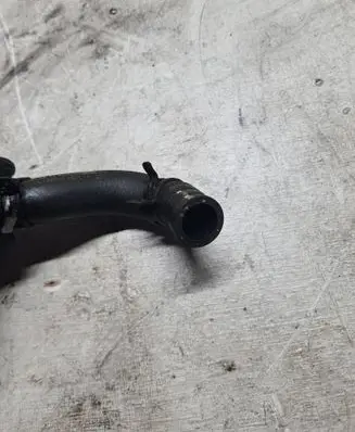 Mercedes-Benz E W212 Engine coolant pipe/hose A2128304096
