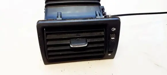 Ford Mondeo Mk III Dash center air vent grill 4S71A018B09AAW