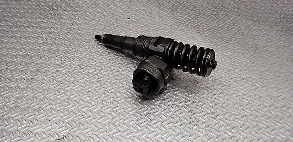 Volkswagen Sharan Fuel injector 038130073AC