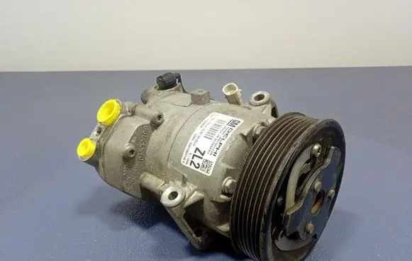 Opel Astra J Air conditioning (A/C) compressor (pump) 13250608