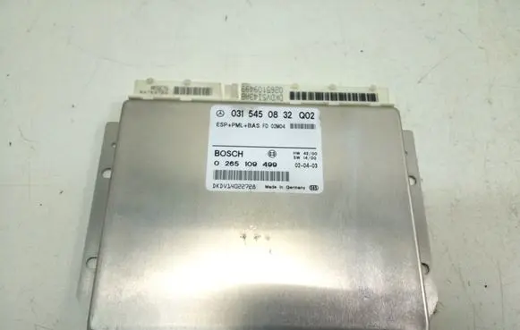 Mercedes-Benz E W210 ESP (stability system) control unit A0315450832