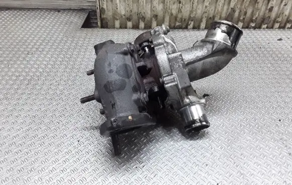 Toyota Yaris Turbo 172010N030