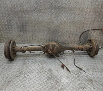 Toyota Hilux (AN10, AN20, AN30) Rear axle beam 421100K060 4111071010