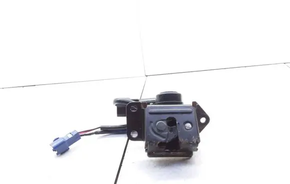 Toyota Corolla E120 E130 Tailgate/trunk/boot lock/catch/latch