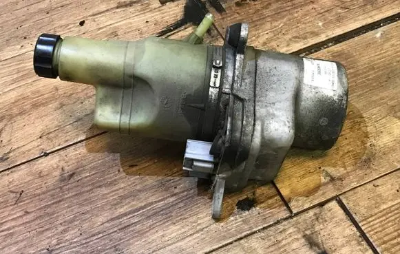 Power steering pump