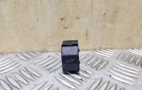 Audi A4 S4 B5 8D Electric window control switch 4D095985501C