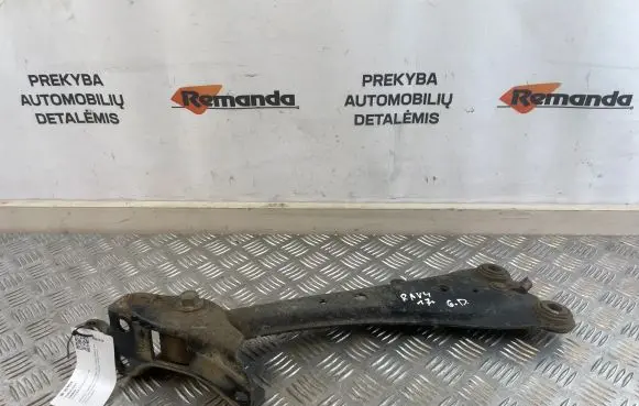 Toyota RAV 4 (XA40) Rear upper control arm/wishbone