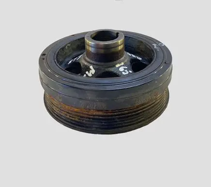 Mercedes-Benz CLS C219 Crankshaft pulley