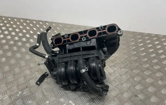 Hyundai Tucson TL Intake manifold 2B641 551901200654