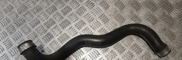 Mercedes-Benz CLS C218 X218 Engine coolant pipe/hose A2045013182